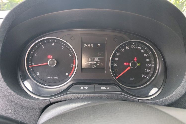 Volkswagen Polo 2016 #13 Volkswagen Polo 2016 car image #13