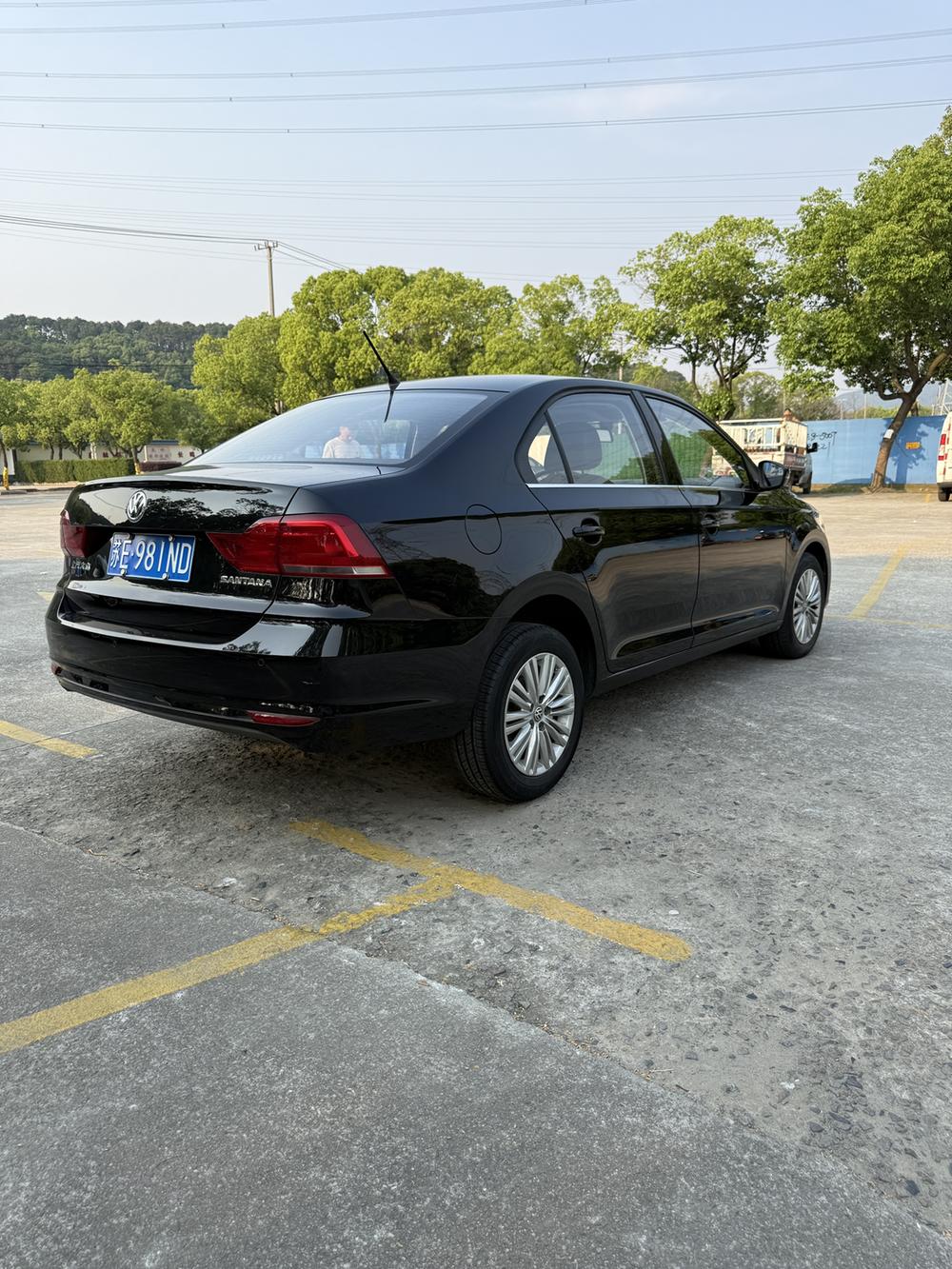 Volkswagen Santana 2021 car image #6