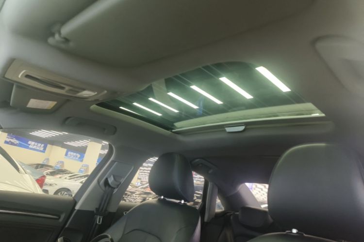Audi A3 2018 image de voiture #24