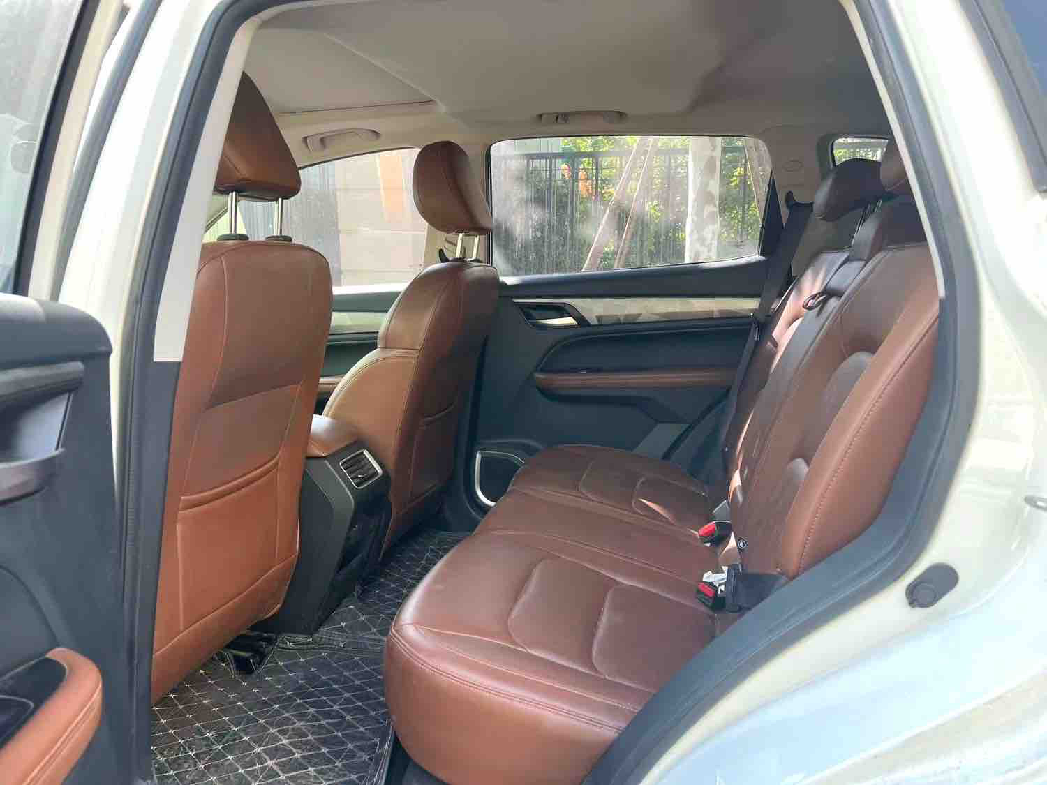 GEELY Vision X6 2022 car image #5
