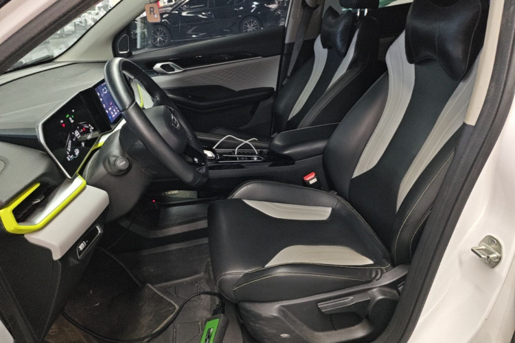 GEELY Coolray 2023 #15 GEELY Coolray 2023 car image #15