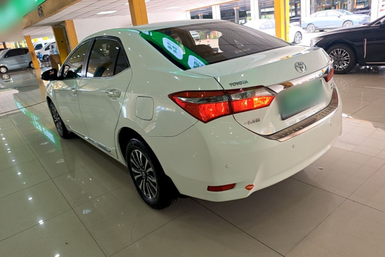 Toyota Corolla 2019 immagine di auto #5