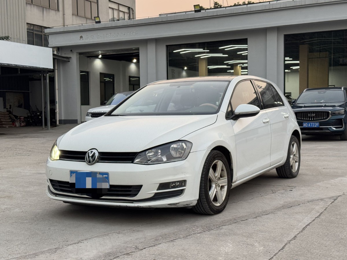 Volkswagen Golf 2014 Volkswagen Golf 2014 imagem de carro