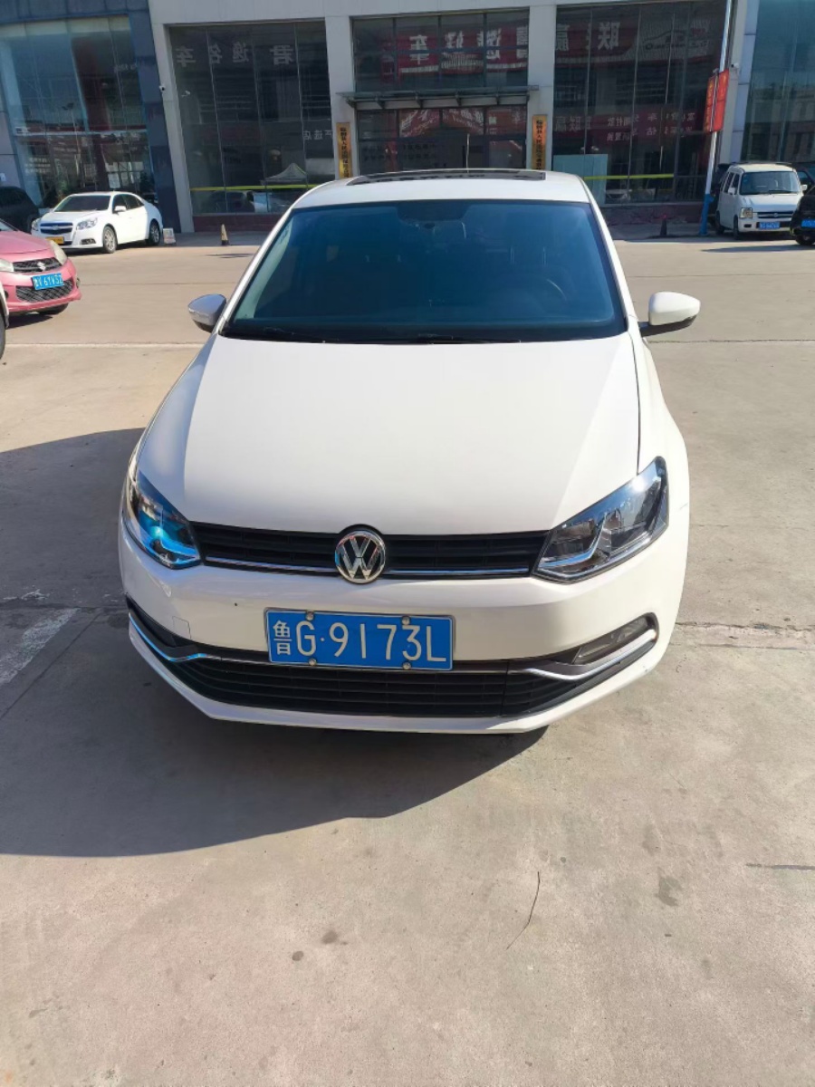 Volkswagen Polo 2019 car image 