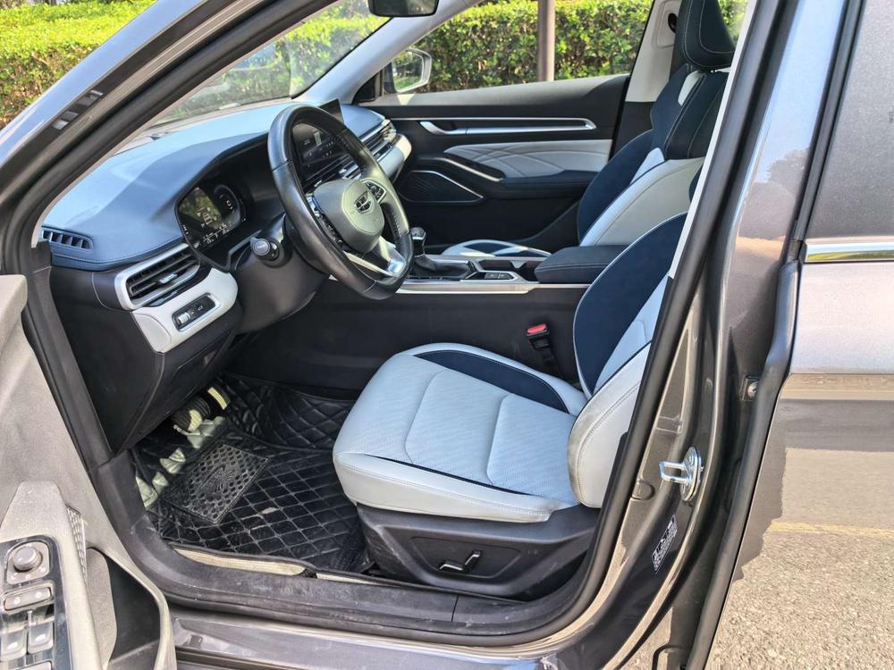 GEELY Emgrand 2023 car image #11
