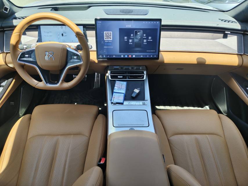 BYD HanL 2025 #5 BYD HanL 2025 صورة سيارة #5