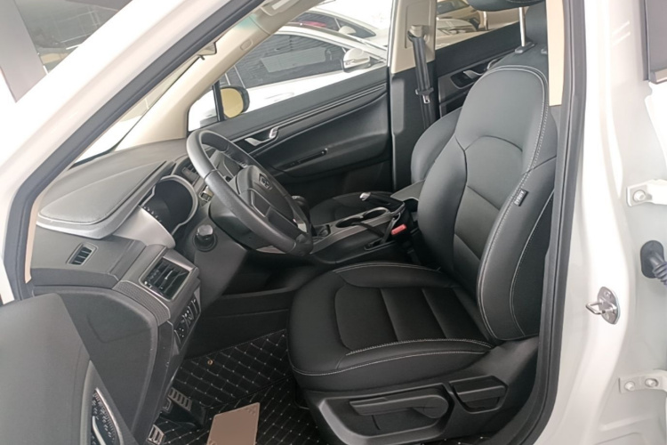 GEELY Emgrand GS 2017 #19 GEELY Emgrand GS 2017 car image #19