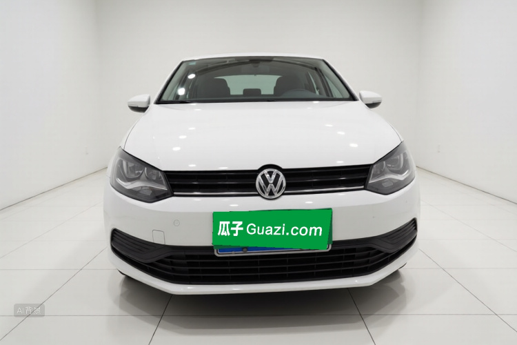 Volkswagen Polo 2016 car image #3