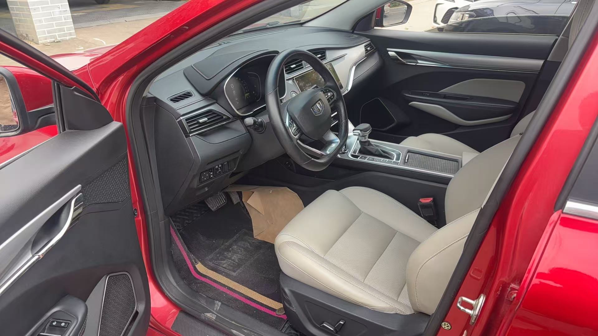 GEELY Binray 2019 imagen de coche #6