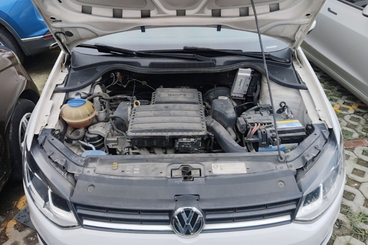 Volkswagen Polo 2016 #20 Volkswagen Polo 2016 car image #20