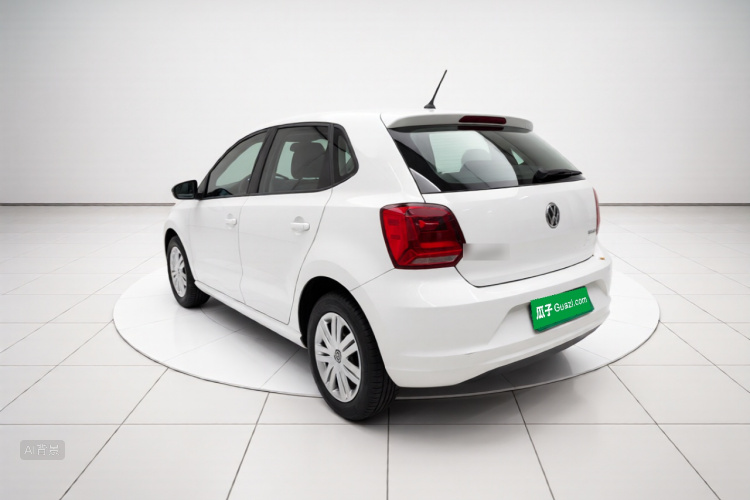 Volkswagen Polo 2018 car image #5