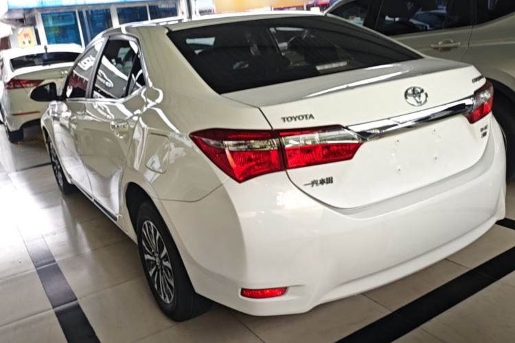 Toyota Corolla 2018 #5 Toyota Corolla 2018 car image #5