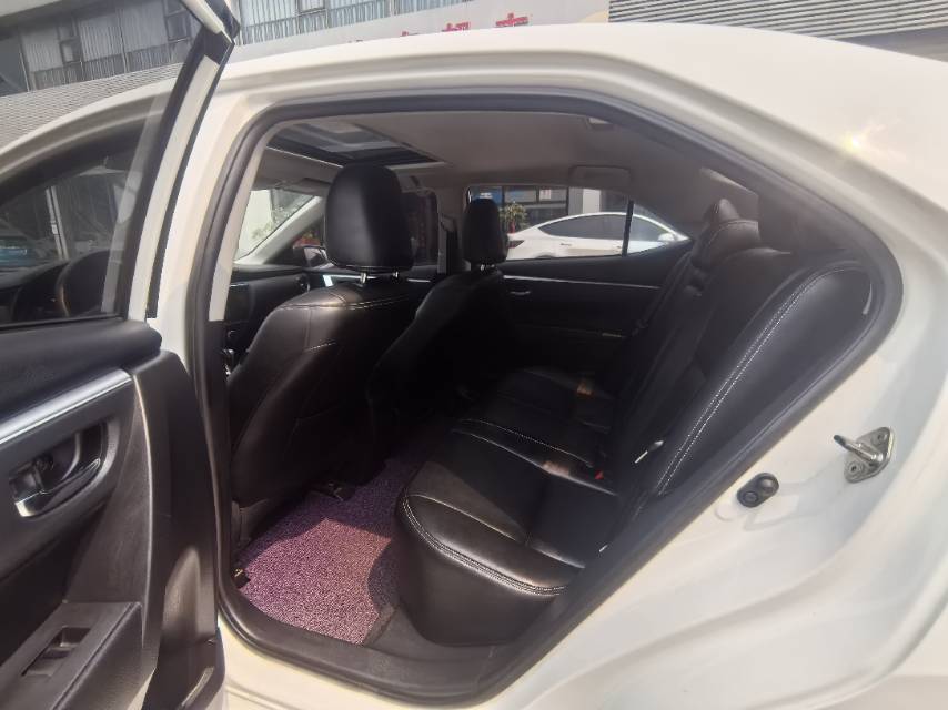 丰田 卡罗拉 2017 汽车图片 #8