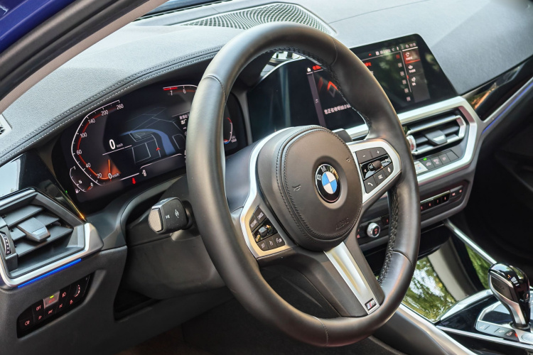 BMW 3 Series 2022 #8 BMW 3 Series 2022 car image #8