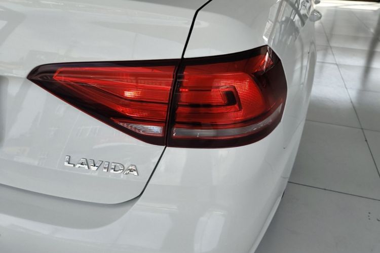 Volkswagen Lavida 2023 car image #8