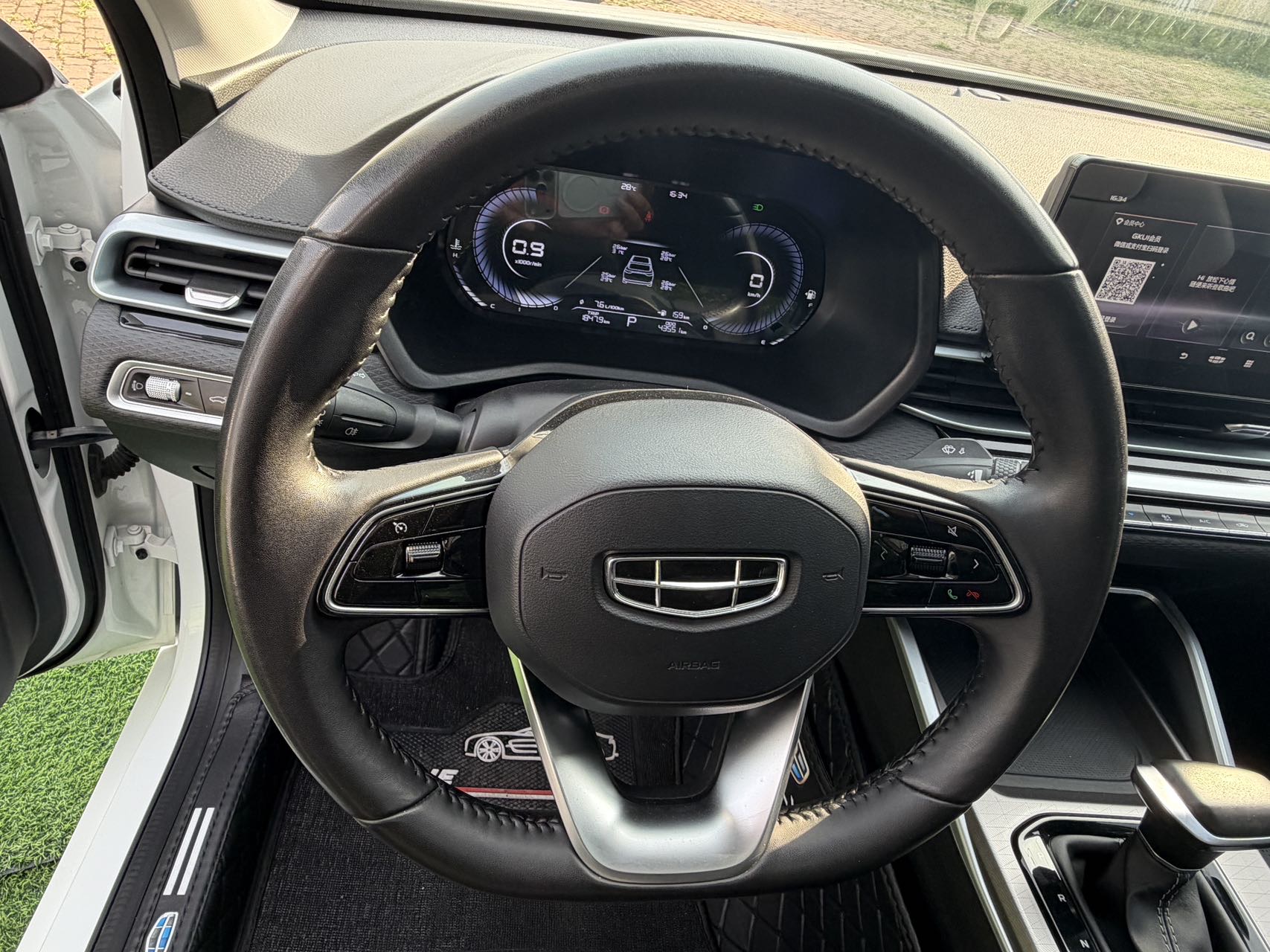 GEELY Emgrand 2021 #13 GEELY Emgrand 2021 car image #13