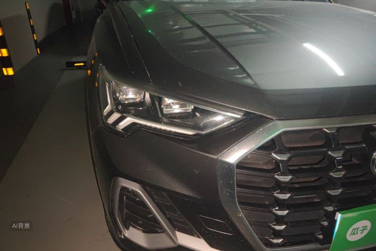 Audi Q3 2021 car image #8