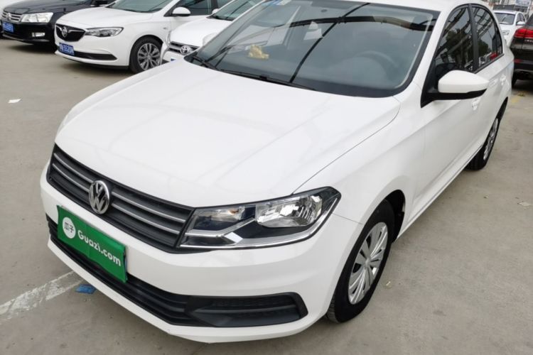 Volkswagen Santana 2019 car image #2