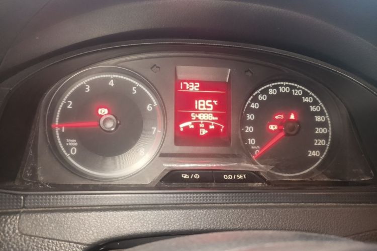 Volkswagen Santana 2017 صورة سيارة #13