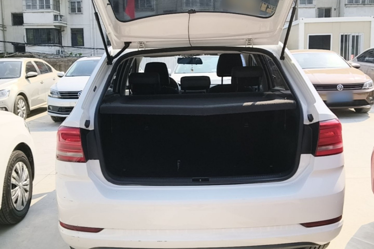 Volkswagen Santana 2017 #19 Volkswagen Santana 2017 car image #19