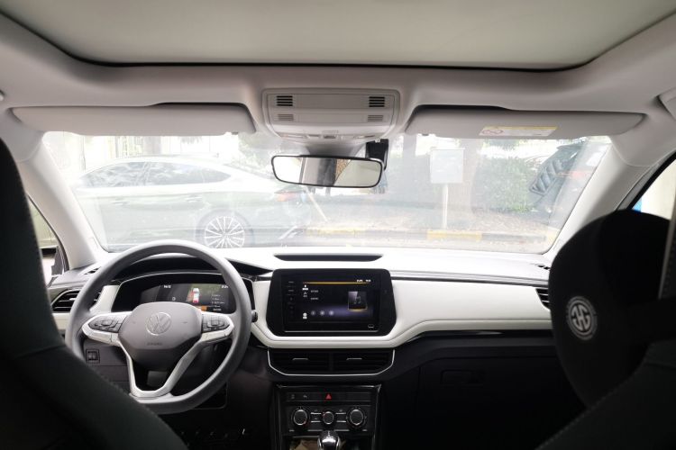 Volkswagen Tharu 2025 изображение автомобиля #16