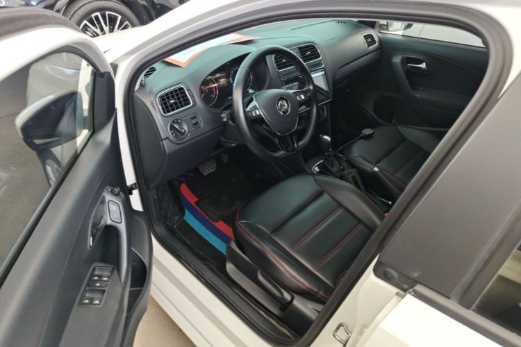 Volkswagen Polo 2017 #16 Volkswagen Polo 2017 car image #16