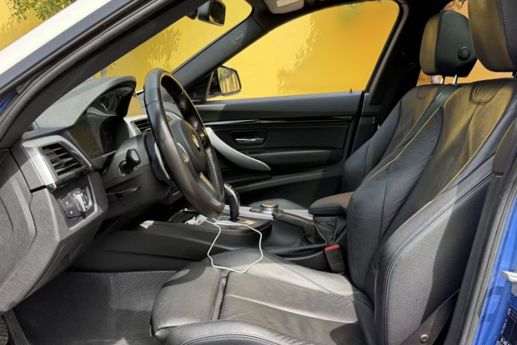 BMW 3 Series GT 2019 car image #12