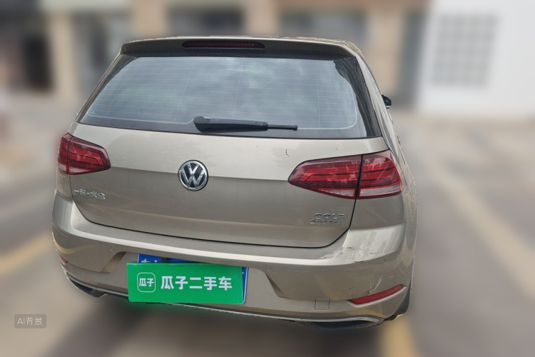 Volkswagen Golf 2019 car image #6