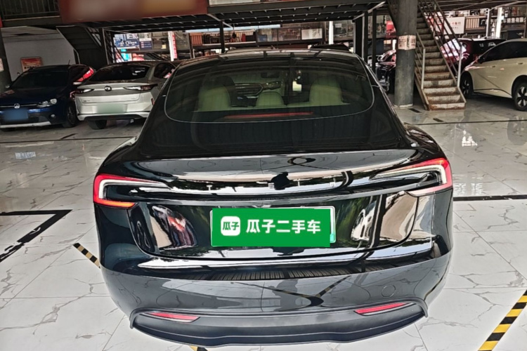 Tesla Model 3 2023 car image #6