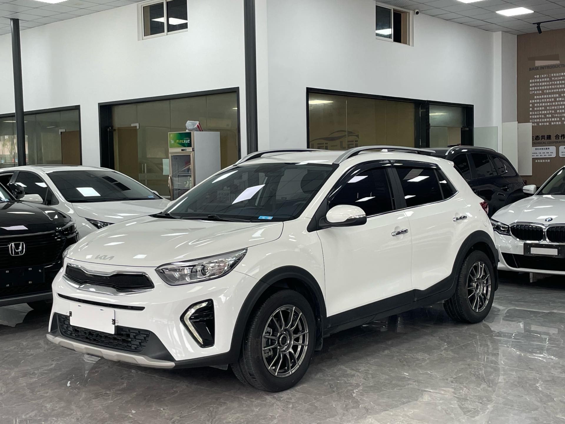 Kia KX1 2022 Kia KX1 2022 car image