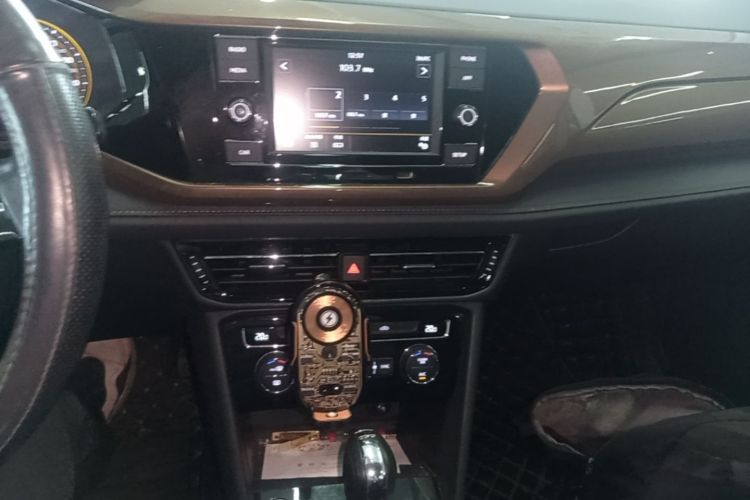 Volkswagen Tharu 2019 #13 Volkswagen Tharu 2019 car image #13