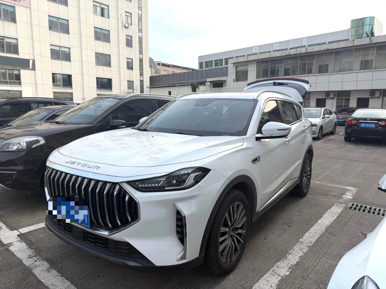 Jetour X70 PLUS 2025 Jetour X70 PLUS 2025 car image