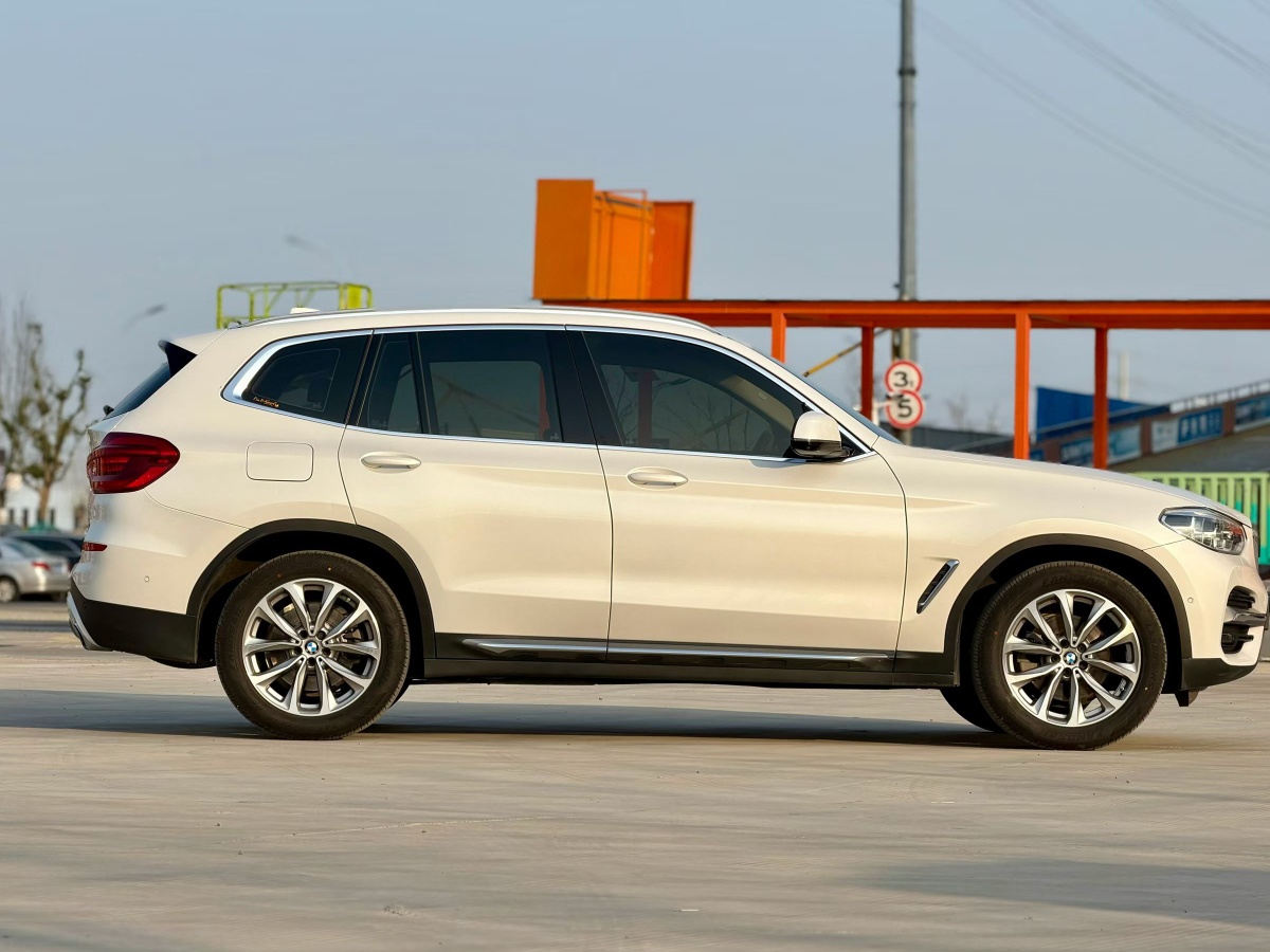 BMW X3 2018 car image #3