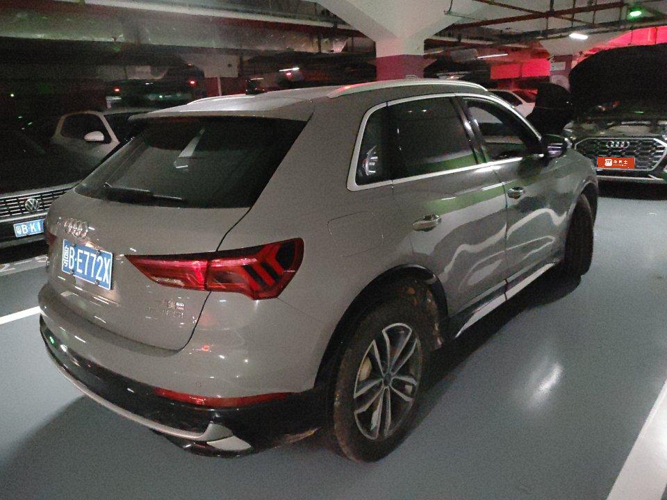 Audi Q3 2024 car image #4