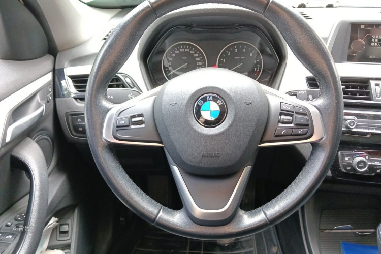 BMW X1 2016 car image #12