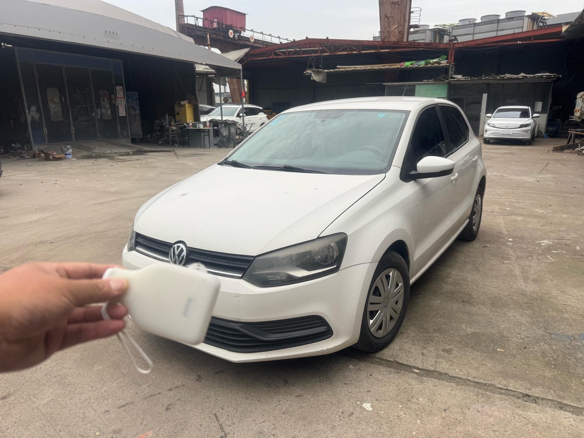 Volkswagen Polo 2017 Volkswagen Polo 2017 car image