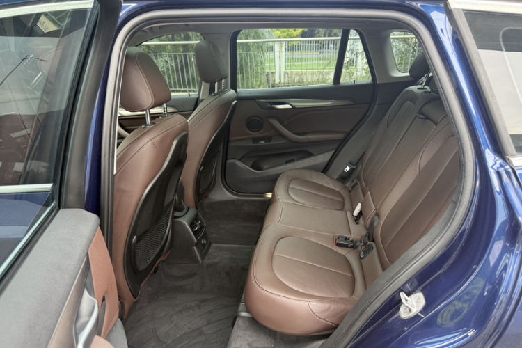 BMW X1 2018 #15 BMW X1 2018 car image #15