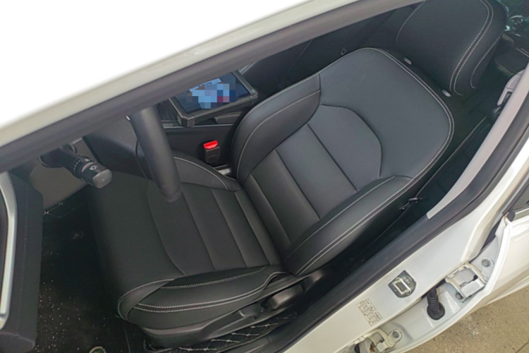 GEELY Emgrand 2019 #15 GEELY Emgrand 2019 car image #15