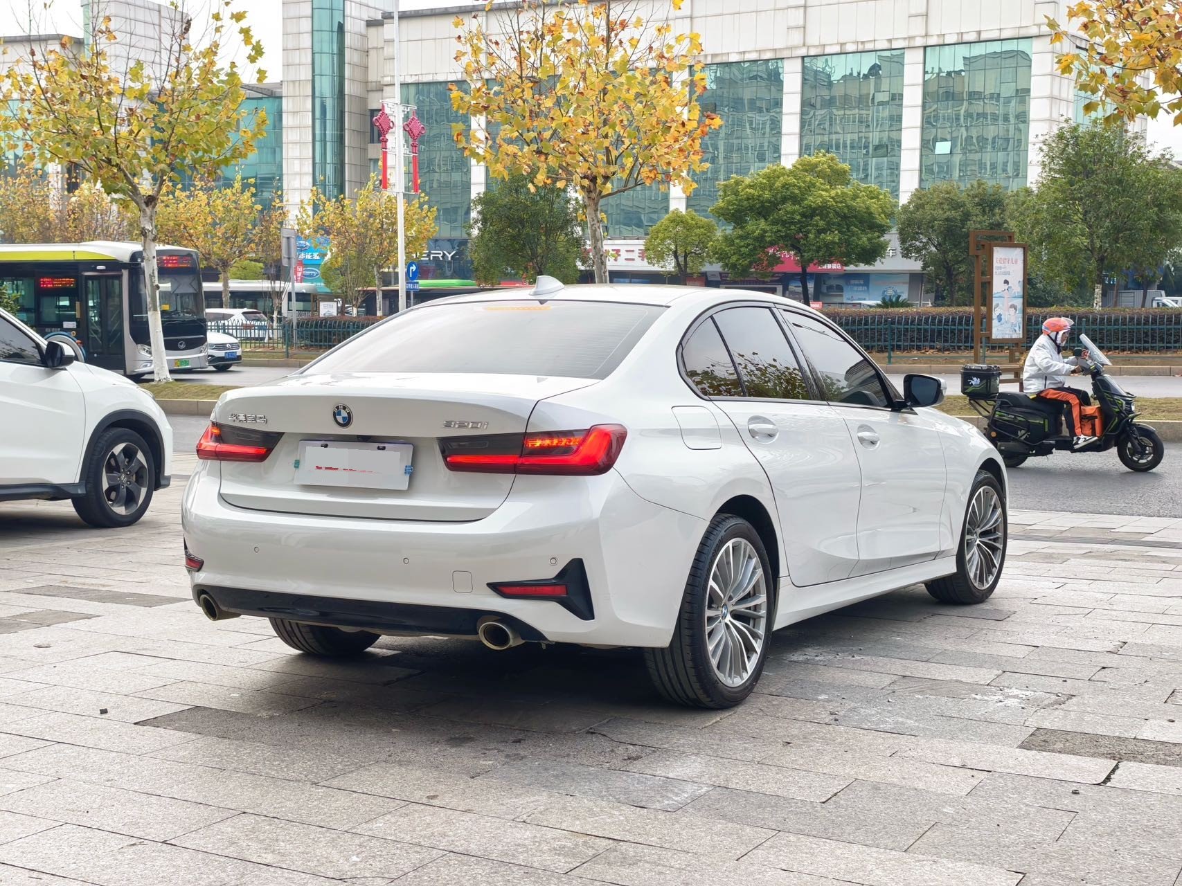 BMW 3 Series 2020 car image #7