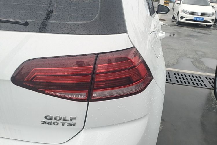 Volkswagen Golf 2020 #8 Volkswagen Golf 2020 car image #8