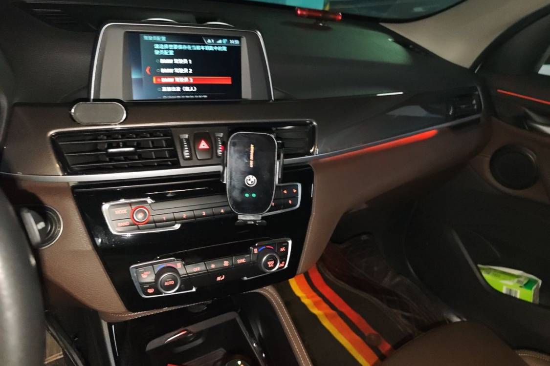 BMW X1 2018 صورة سيارة #26