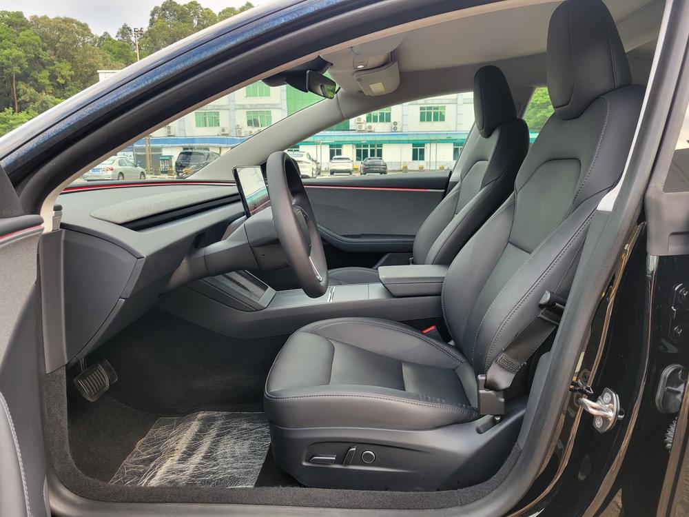 Tesla Model 3 2024 car image #22