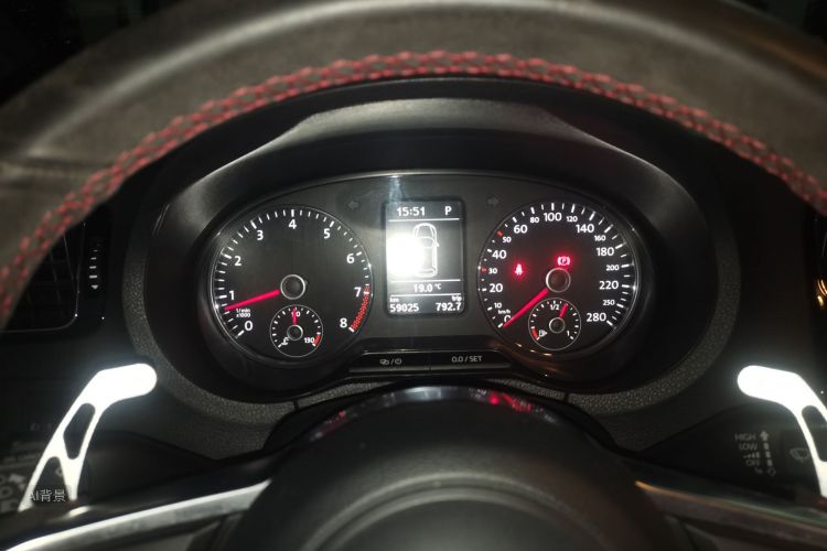 Volkswagen Polo 2019 car image #13