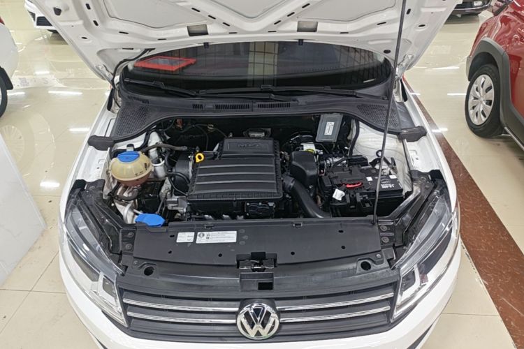 Volkswagen Santana 2018 car image #20