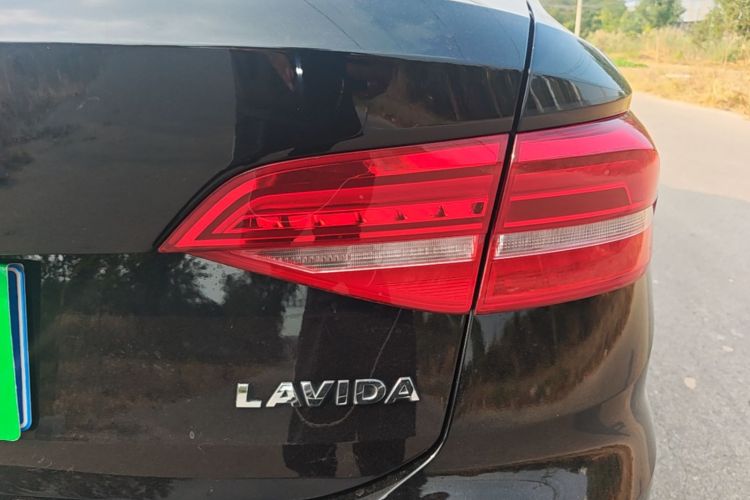 Volkswagen Lavida 2020 car image #8
