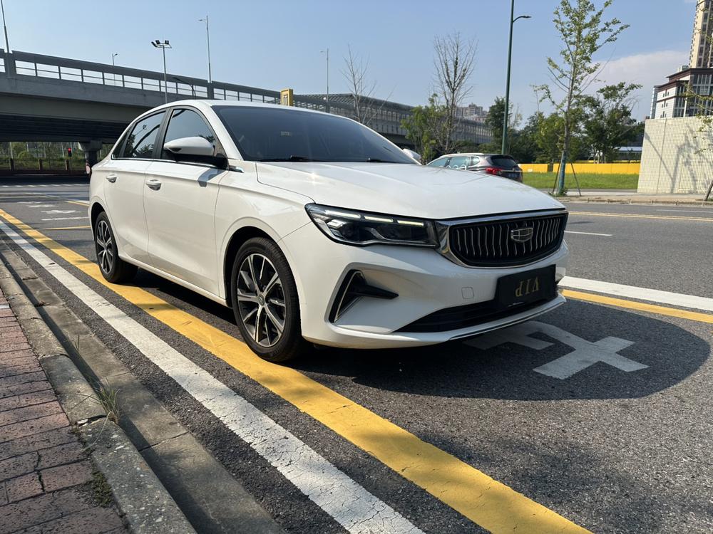 GEELY Emgrand 2021 #3 GEELY Emgrand 2021 car image #3