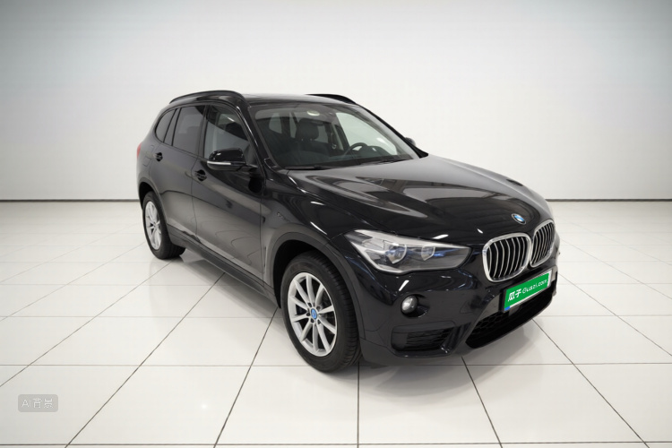 BMW X1 2019 #4 BMW X1 2019 car image #4
