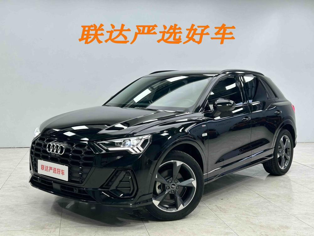 Audi Q3 2022 Audi Q3 2022 car image