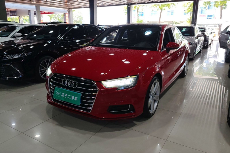 Audi A3 2017 car image #2