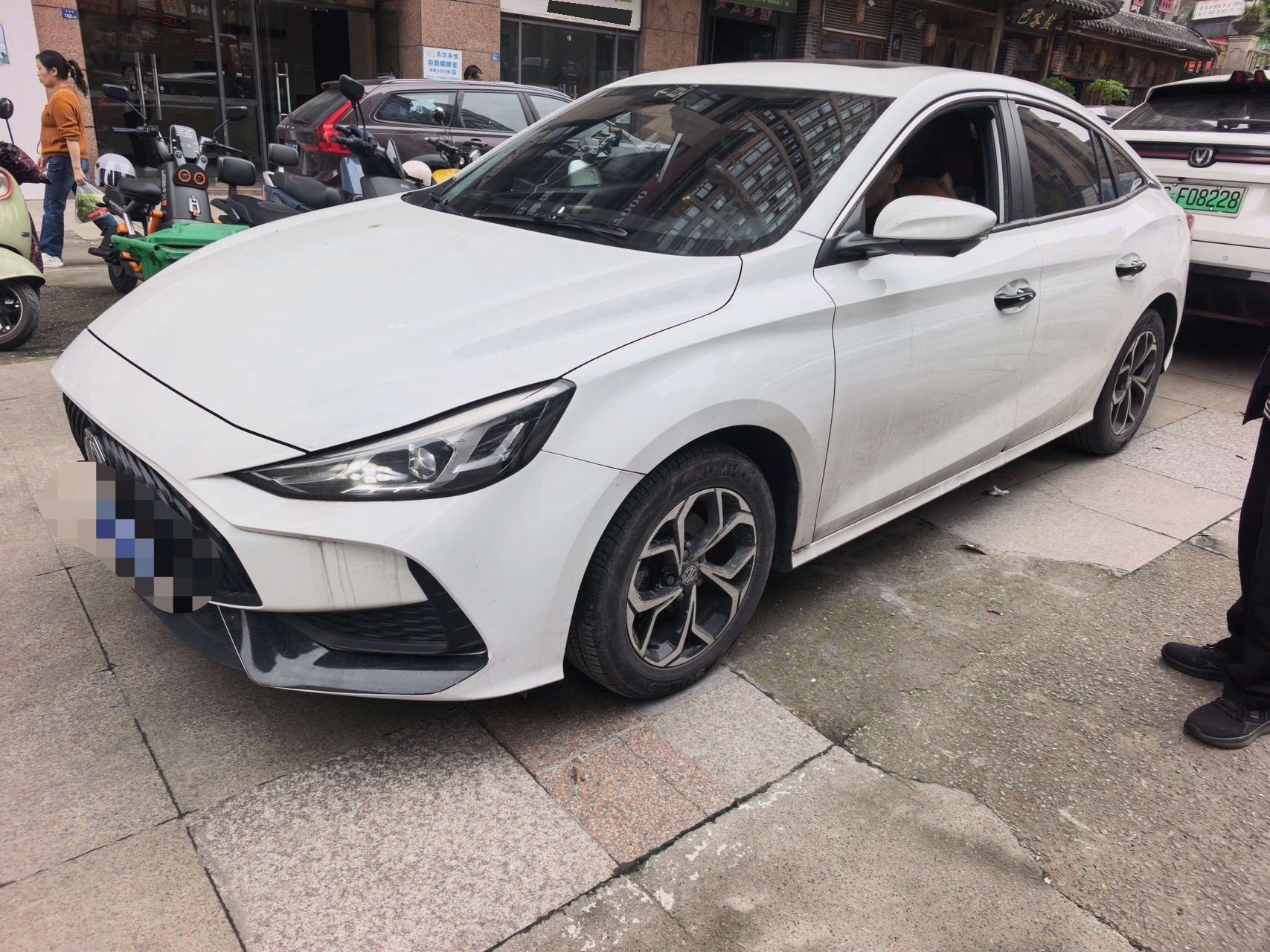 MG 5 2022 car image #2